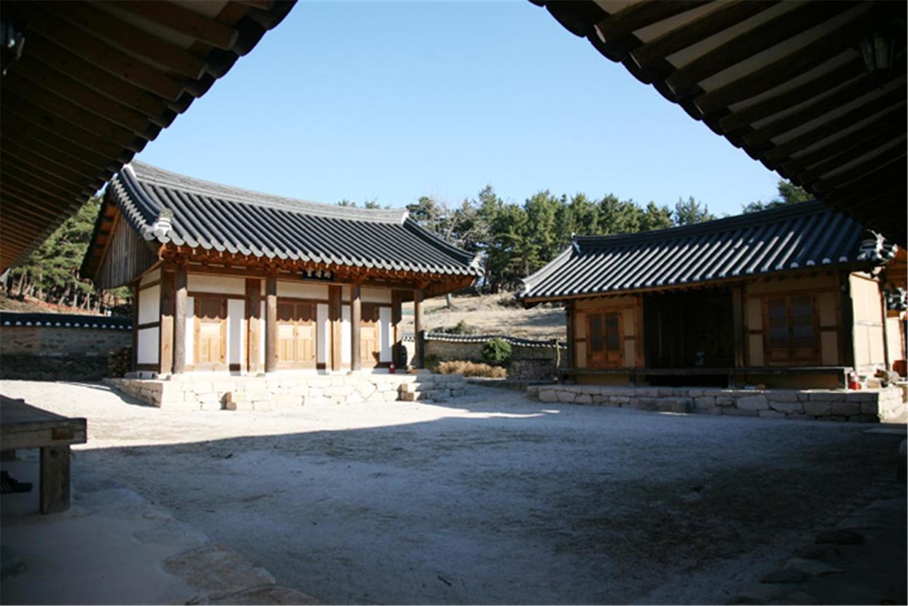 Dobong Seodang 慶州市 エクステリア 写真